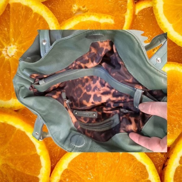 B Makowsky Large Shoulder‎ Bag - Picture 6 of 15